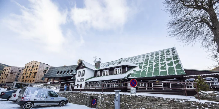 Zimní turistika v Krkonoších: ubytování se stravou v horské chalupě