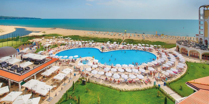 Bydlení u pláže i výhled na moře. 4* hotel s all inclusive v srdci Obzoru