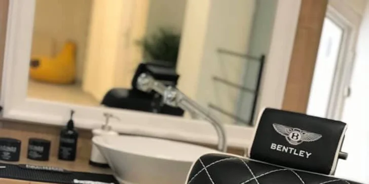 Kompletní balíček v luxusním pánském holičství: konzultace, střih, barvení styling