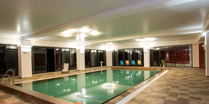 Jarní pobyt na Lipně pro pár i rodinu: 1–7 nocí s polopenzí, bazén i sauna