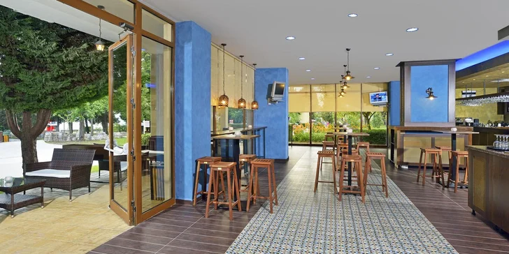 Do Nesebaru nejen s dětmi: 4* hotel s aquaparkem, all inclusive i možností wellness