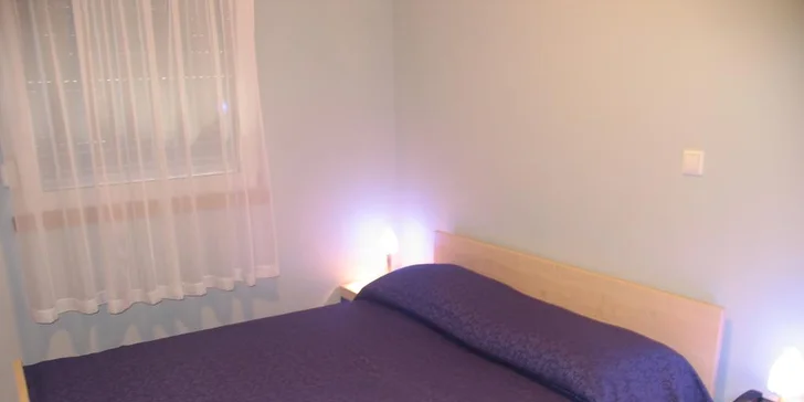 Až 7 nocí v Chorvatsku pro páry i rodiny: šumění Jadranu, krásy Dalmácie a apartmány 5 minut od pláže