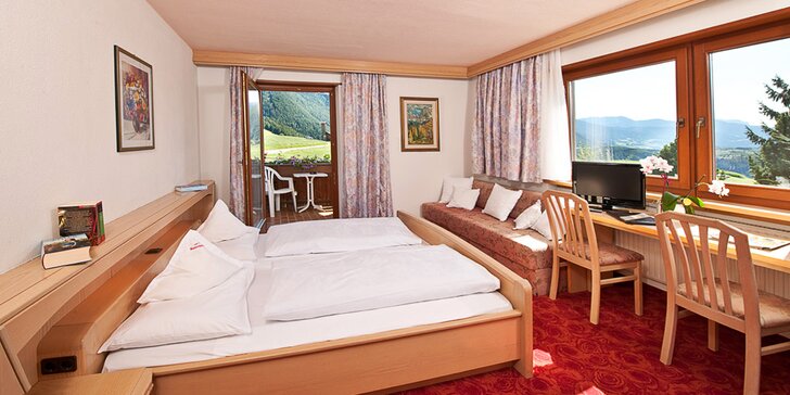 Výlety i relaxace v jižním Tyrolsku: horský hotel s polopenzí a wellness a lanovky zdarma