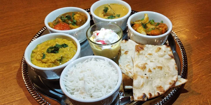 Ochutnejte Indii: degustační menu se 4 specialitami a dezertem pro 1 nebo 2 osoby