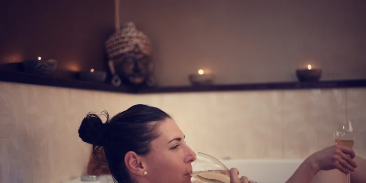 60–120 minut soukromého wellness pod Vyšehradem: dokonalý relax až pro 4 osoby