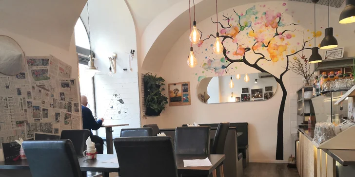 Havajský hit: poke bowl menu s lososem i krevetami, 2 předkrmy a pití pro 1 či 2 os.