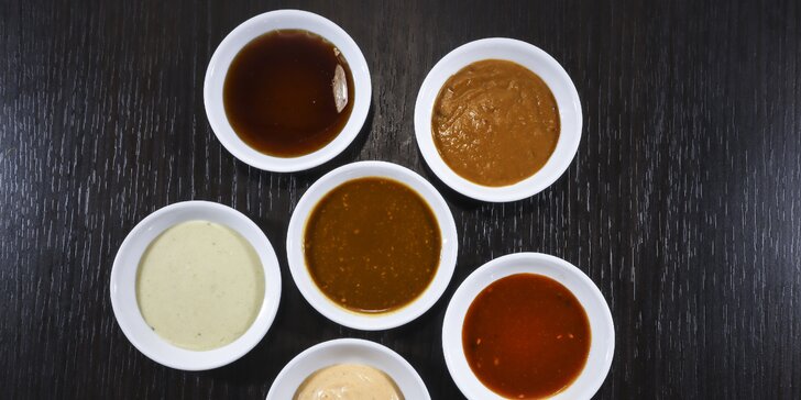 25% sleva na celý sortiment asijské restaurace v Karlíně: závitky, poké bowl i nudle udon