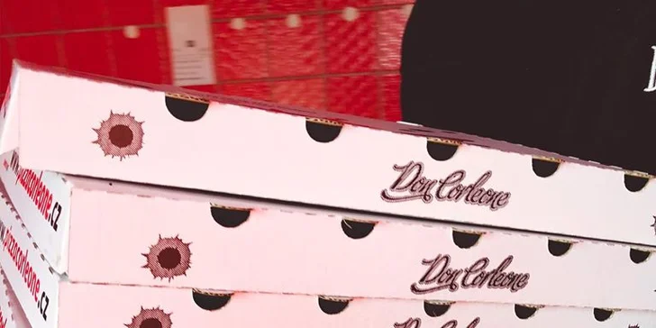 Velká pizza Don Corleone: 45 cm, na každé čtvrtce jiné obložení