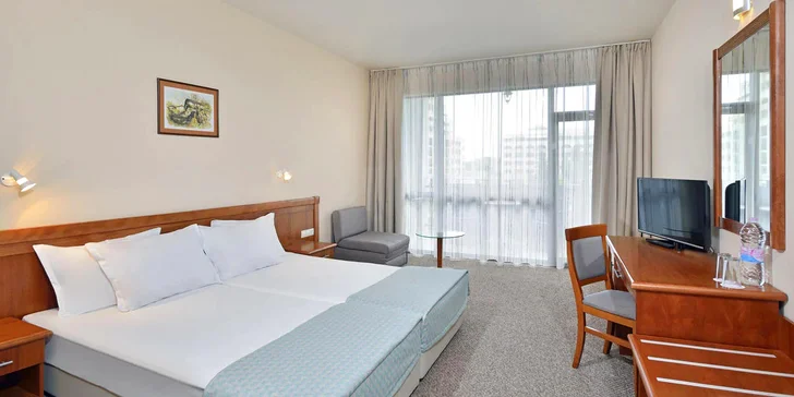 Do Nesebaru nejen s dětmi: 4* hotel s aquaparkem, all inclusive i možností wellness