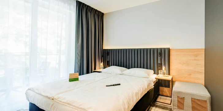 Dovolená u Baltského moře: moderní resort s wellness, venkovním bazénem a polopenzí, 5 min. od pláže