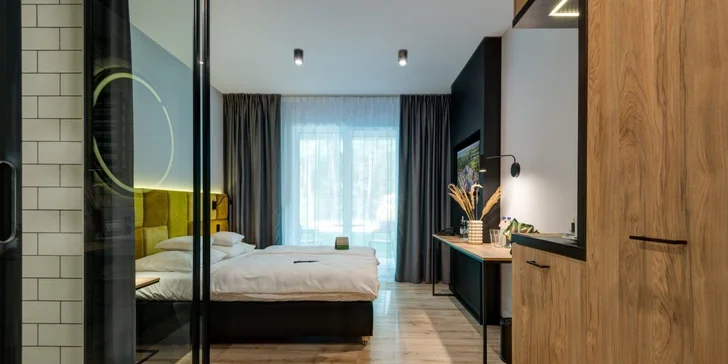 Dovolená u Baltského moře: moderní resort s wellness, venkovním bazénem a polopenzí, 5 min. od pláže