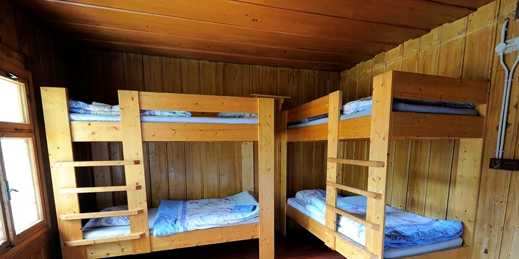 Dovolená v lesích Českého Švýcarska: pobyt s polopenzí v apartmánech či pokojích horské chaty