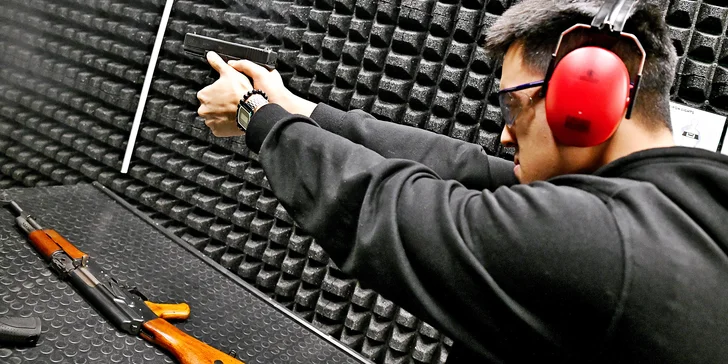 Výběr top zbraní na moderní střelnici: 3, 5 nebo 8 druhů a až 70 nábojů