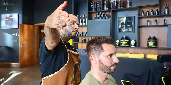 Kompletní balíček v luxusním pánském holičství: konzultace, střih, barvení styling