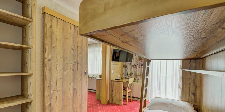 Za pěšími i cyklovýlety do rakouských Alp: hotel s all inclusive a saunou