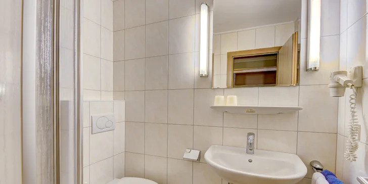Za pěšími i cyklovýlety do rakouských Alp: hotel s all inclusive a saunou