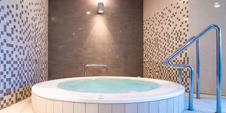 4* hotel v Kolobřehu blízko moře: polopenze, neomezený wellness a herny pro děti