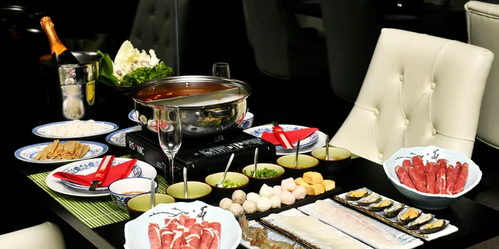 Sněz, co můžeš: asijský hot pot s masem, zeleninou či houbami pro 2 + láhev prosecca