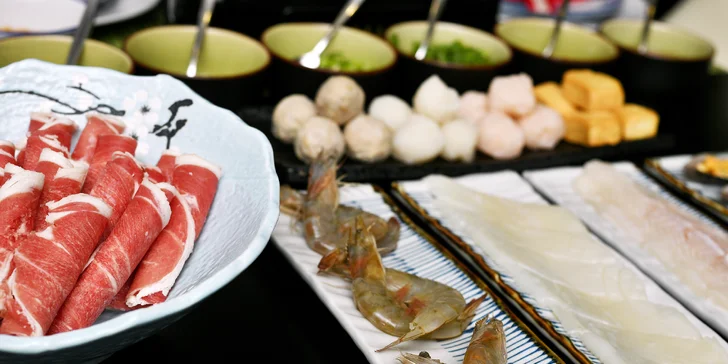 Sněz, co můžeš: asijský hot pot s masem, zeleninou či houbami pro 2 + láhev prosecca