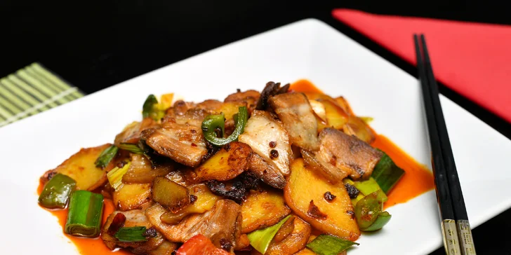 Sečuánské menu pro 2 osoby: masová, vegetariánská i deluxe verze