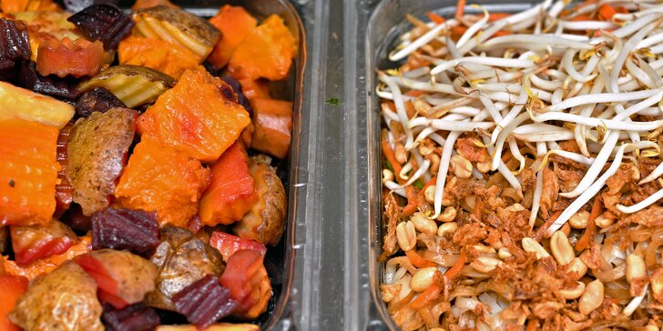 300 g jídla podle výběru v bistru Vegan Life: wrapy, saláty, sushi, nudle i sójové maso