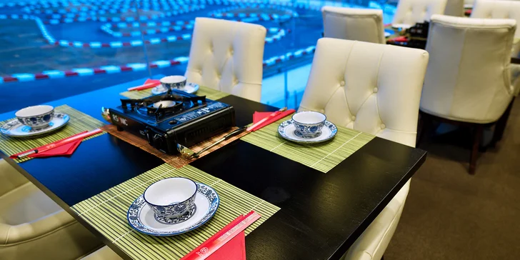 Sněz, co můžeš: asijský hot pot s masem, zeleninou či houbami pro 2 + láhev prosecca