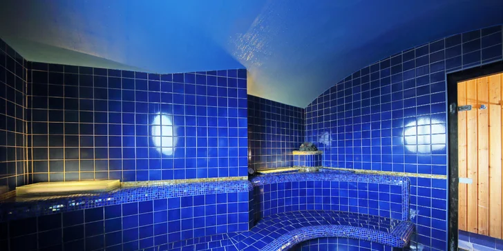 Hotel přímo na břehu slovinského moře s polopenzí a neomezeným vstupem do aquaparku