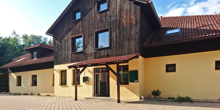 Pohoda v Českém ráji: pobyt s polopenzí pro páry i rodiny v penzionu s bazénem