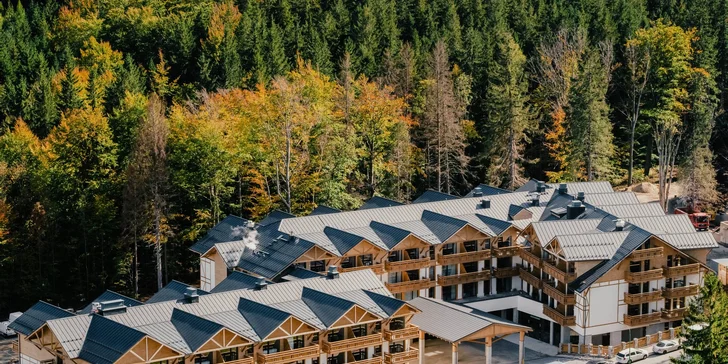 V páru nebo s rodinou do Krkonoš: nový 5* resort s jídlem a neomezeným wellness