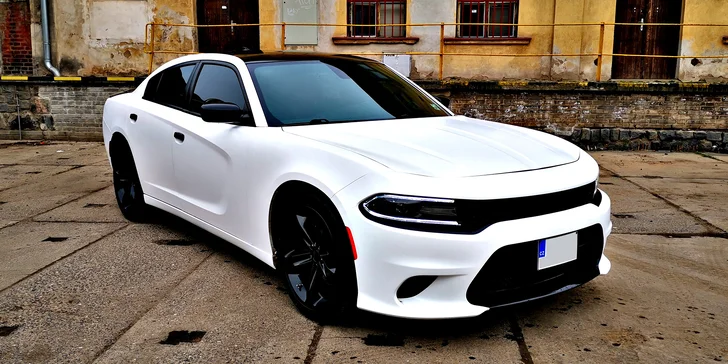Superjízda v Dodge Charger na 15–60 minut včetně paliva