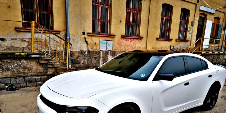 Superjízda v Dodge Charger na 15–60 minut včetně paliva