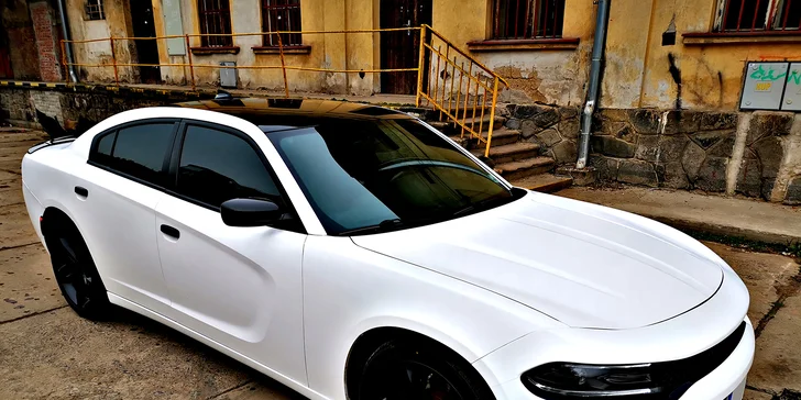 Superjízda v Dodge Charger na 15–60 minut včetně paliva