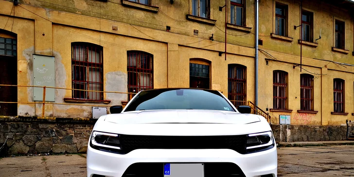 Superjízda v Dodge Charger na 15–60 minut včetně paliva