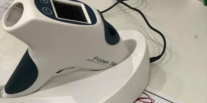 Omlazení obličeje: Cryo Lifting pro rozjasnění pleti včetně masáže obličeje