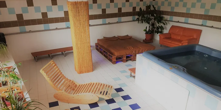 2hodinový relax v soukromém wellness s vířivkou a saunou pro dva