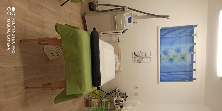 Relaxační masáž s pomocí přístroje Aerosonic proti bolestem zad i jiných částí těla: 30-50 minut či lymfatická masáž