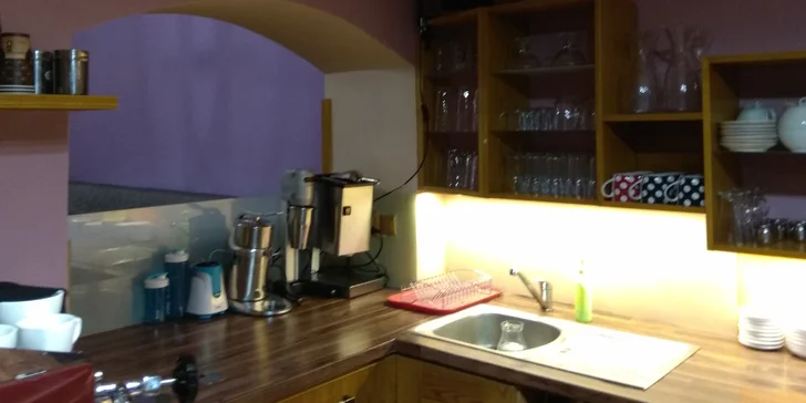 Bublinková vafle se zmrzlinou, ovocem, topingem dle výběru a domácí šlehačkou