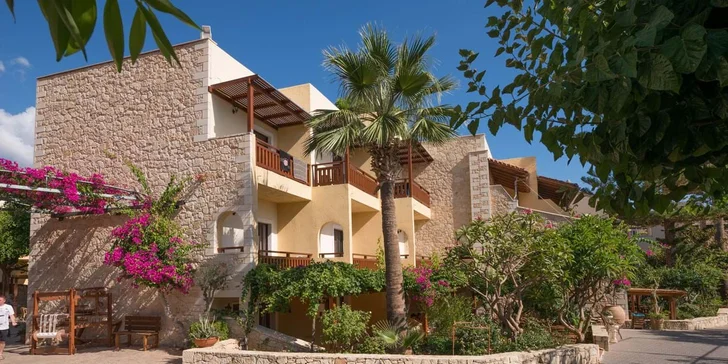 4* dovolená v oblíbeném letovisku Stalida: krásný resort u pláže, aquapark a animátoři