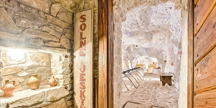 Relaxační spa balíčky: konopná lázeň a 2 konopná piva k tomu či pivní lázeň a solná jeskyně