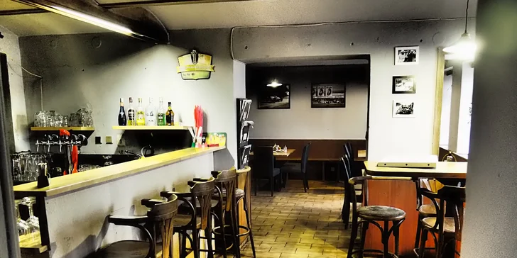 Restaurace se přestěhovala, nyní ji najdete v Jugoslávské ulici nedaleko stejnojmenné zastávky.
