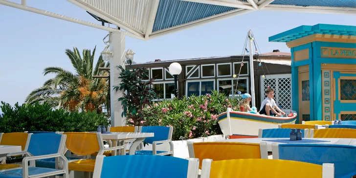 Dovolená pro rodiny, sportovce i požitkáře. 4+* hotel ve stylu krétské vesničky s all inclusive