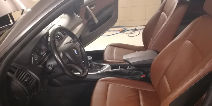 Auto jako nové: mytí karoserie, čištění interiéru i kompletní péče