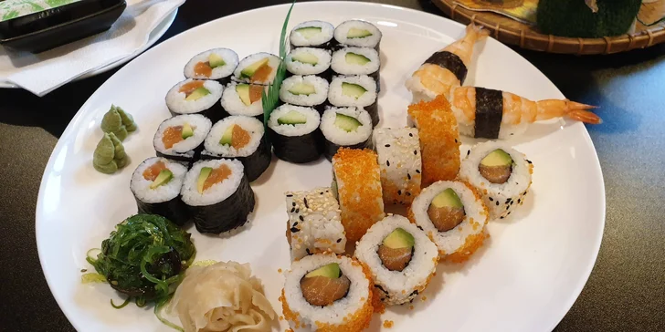 Jde se na sushi: sety 26 až 44 kousků s lososem, úhořem i krevetami