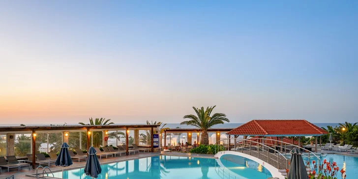 Kouzelné pláže letoviska Hersonissos. 4*+ resort s all inclusive i zázemím pro rodiny