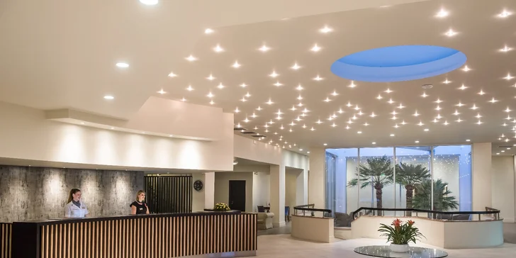 Kouzelné pláže letoviska Hersonissos. 4*+ resort s all inclusive i zázemím pro rodiny