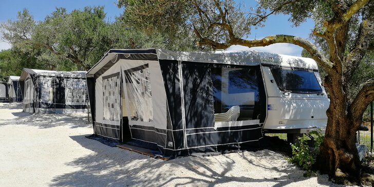 K moři do Chorvatska: 7 nocí ve VIP karavanech v nově vybudovaném kempu
