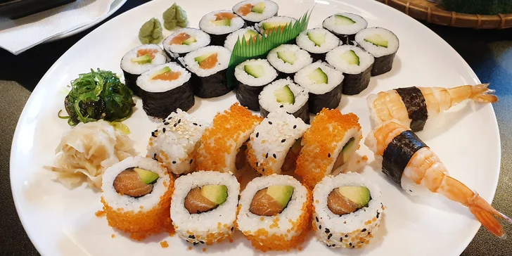 Jde se na sushi: sety 26 až 44 kousků s lososem, úhořem i krevetami