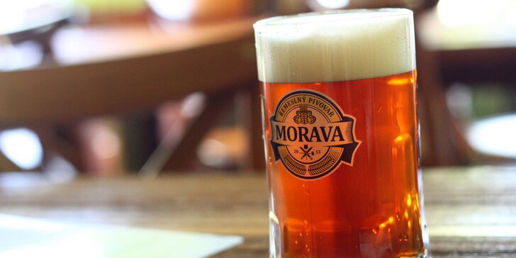 Zaskočte si na pár škopků: 8× 0,5 l polotmavého piva Morava v zábavním centru na Porubě