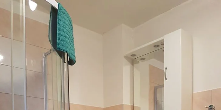 Relax v útulném penzionu na Domažlicku se snídaní a privátním wellness