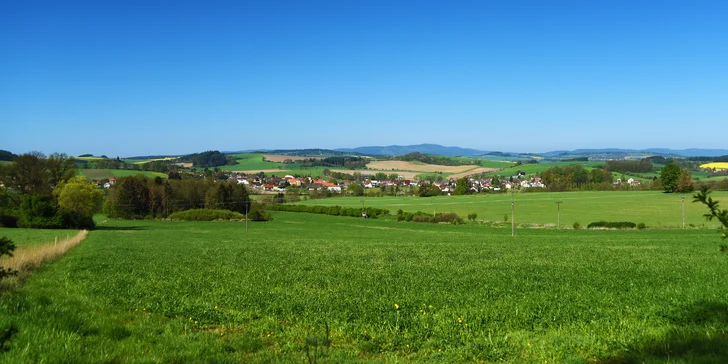 Relax v útulném penzionu na Domažlicku se snídaní a privátním wellness